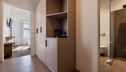 Habitación Confort con 1 cama doble o 2 individuales, balcón, vistas a la piscina