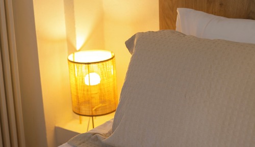 Ático estándar, 1 cama de matrimonio con sofá cama, no fumadores