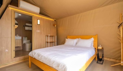 Cabaña, 1 cama de matrimonio, patio, vistas al jardín (GLAMP 503 Glendora)