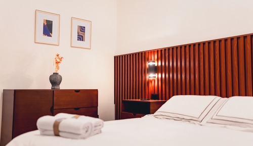 Habitación Deluxe, 1 cama doble, baño privado, vistas al patio