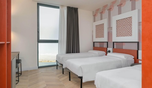 Habitación cuádruple estándar