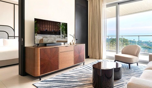 Hill Suite Ocean View Twin