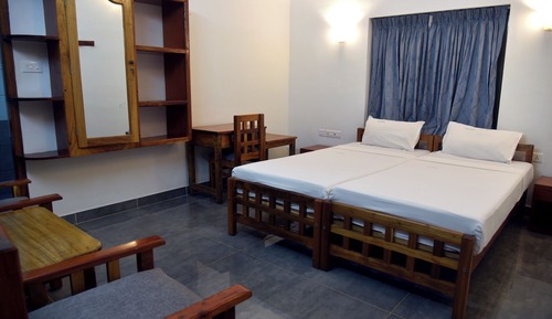 Habitación estándar con 2 camas individuales