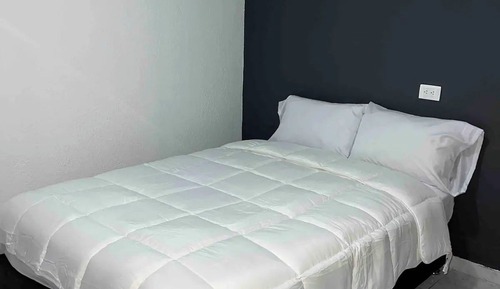 Apartamento, varias habitaciones, balcón, vistas a la ciudad