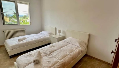 Chalet, 4 habitaciones, fumadores, piscina privada