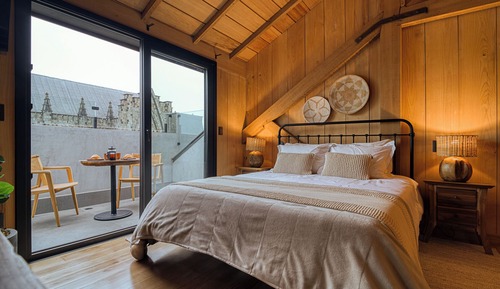 Suite estudio de diseño, balcón, vistas a la ciudad