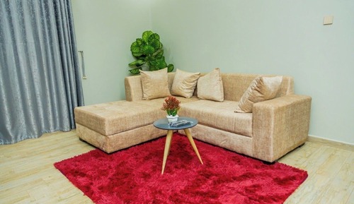 Apartamento económico, vistas a la ciudad