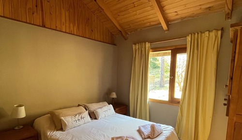 Cabaña estándar, vistas parciales al lago