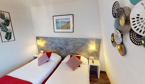 Habitación Confort con 2 camas individuales