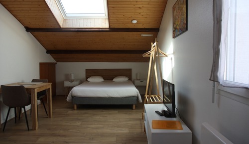 Suite estudio Confort, 1 cama de matrimonio grande, no fumadores, cocina básica