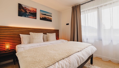 Apartamento superior, balcón, vistas a la montaña