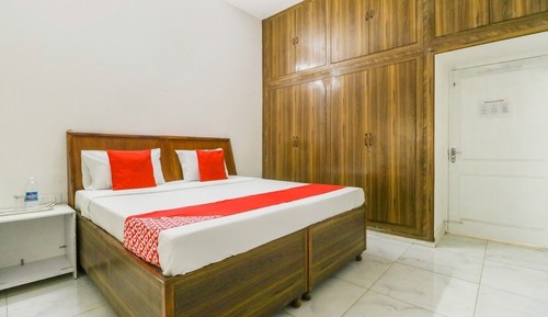 Habitación familiar, balcón, vistas a la ciudad