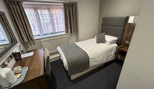 Habitación individual, baño privado