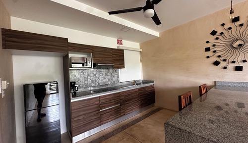 Apartamento clásico, 2 habitaciones, bañera