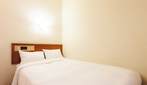 Habitación económica doble, fumadores (Semi)