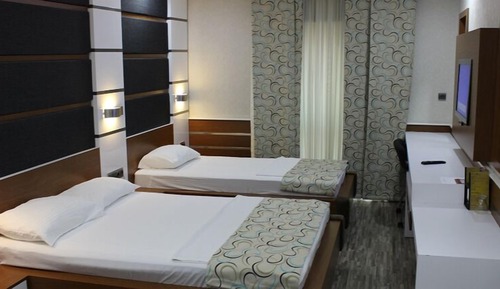 Habitación clásica con 1 cama doble o 2 individuales