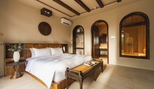 Habitación de lujo, 1 cama de matrimonio, vistas a la piscina