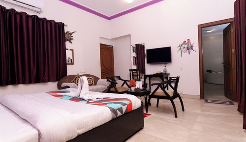 Habitación Deluxe, 1 cama de matrimonio grande, fumadores, vistas a la ciudad