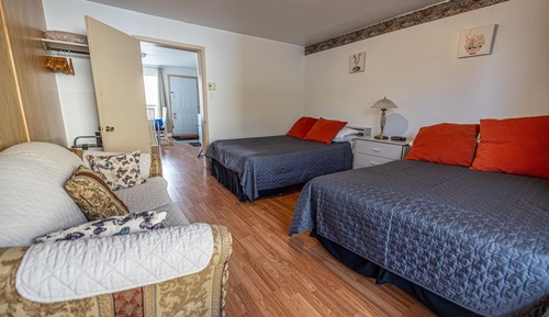 Apartamento clásico, 2 camas de matrimonio, vistas al río