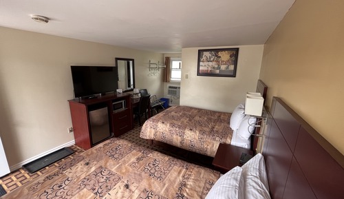 Habitación Deluxe, 2 camas dobles, frigorífico y microondas, vistas al lago