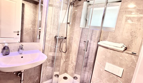 Habitación individual económica, 1 cama individual, baño compartido