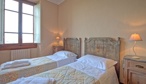 Apartamento panorámico, 2 habitaciones (Kitchen,Montegufoni 36)