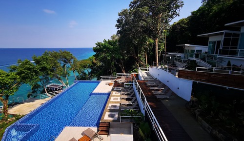 Villa familiar, 2 habitaciones, vistas a la piscina