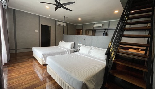 Habitación cuádruple, vistas al mar