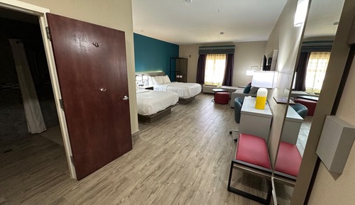 Suite, varias camas, notificación por teléfono o timbre, no fumadores