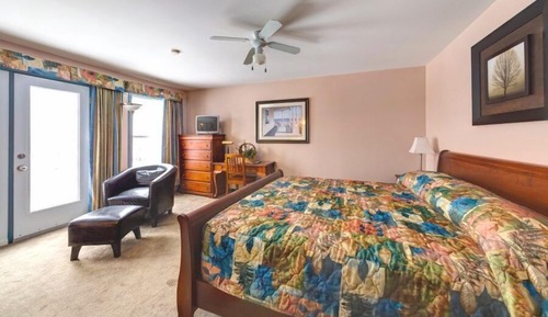 Habitación, balcón, vistas al mar