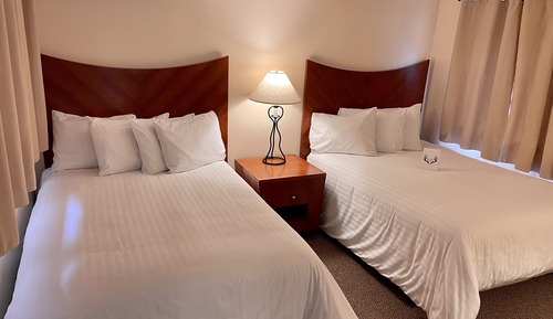 Habitación estándar doble, 2 camas dobles, materiales antialérgicos, vistas al río