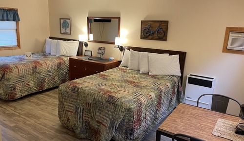 Club Cabin (No Pets)