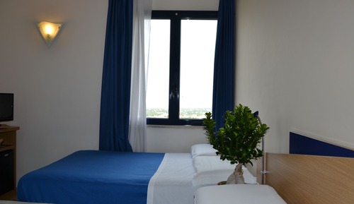 Habitación familiar, varias camas (2+2)