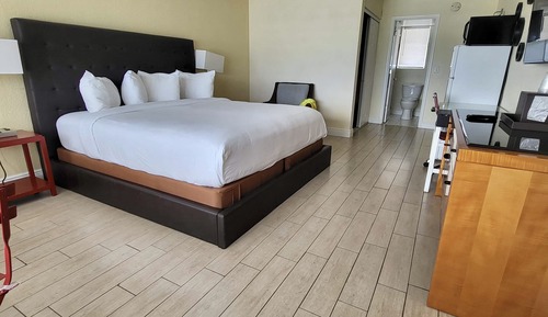 Habitación estándar, 1 cama de matrimonio grande, accesible para personas con discapacidad