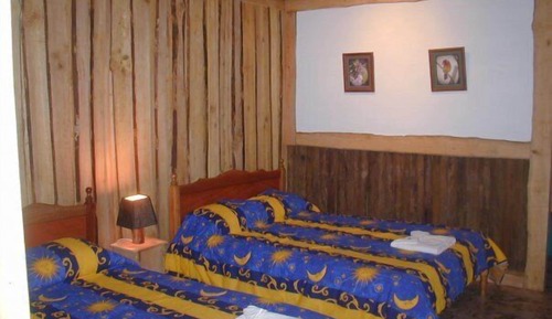 Habitación triple, vistas a la ciudad