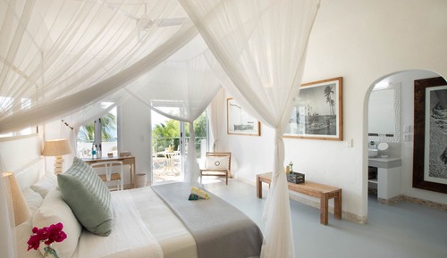 Suite estándar, 1 cama de matrimonio grande, balcón, vistas al mar
