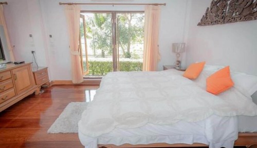 Villa, vistas al río (River View Villa)