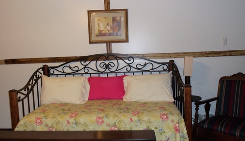 Habitación individual básica, 1 cama de matrimonio grande con sofá cama