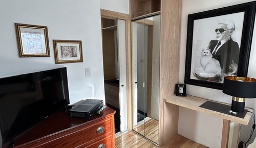 Habitación, 1 cama de matrimonio, baño privado (Nolan)