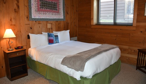 Suite tradicional, 2 habitaciones, cocina básica, vistas al lago (Lodge Suite (2bd))