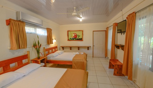 Habitación cuádruple Deluxe