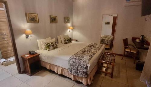 Habitación básica con 1 cama doble o 2 individuales (Master)