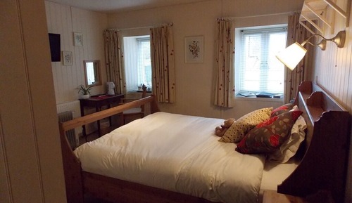 Habitación doble, baño privado