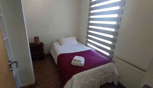 Apartamento 2 habitaciones con 1 cama matrimonial y 1 individual