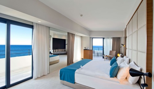 Suite, 1 cama de matrimonio grande, no fumadores, vistas al mar (Corner)