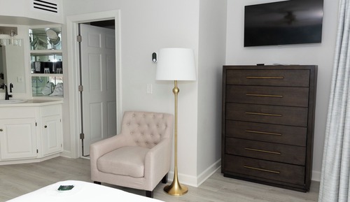 Habitación Deluxe, 1 cama de matrimonio (Non Lake View)