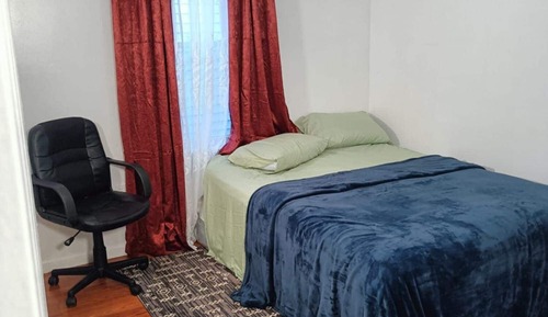 Habitación familiar, 1 cama de matrimonio, no fumadores, baño compartido