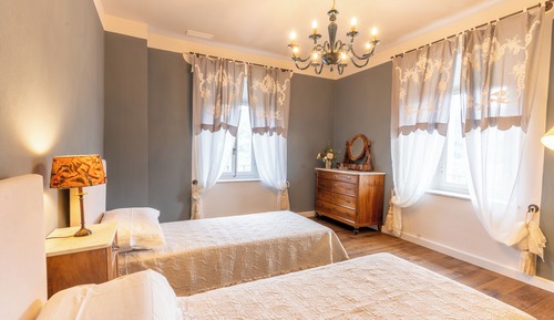 Habitación Confort con 1 cama doble o 2 individuales, vistas a la montaña