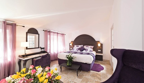 Habitación clásica con 2 camas individuales