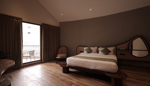 Habitación clásica doble, balcón, vistas a la piscina